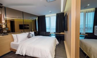 Hotel The Designers DDP
