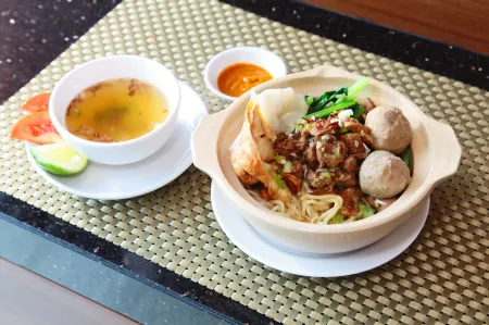 The One Hotel Makassar Отели в г. Makassar District