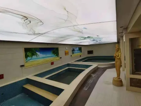 Shuimu Nianhua foot bath Hotel Отели в г. Цинсю