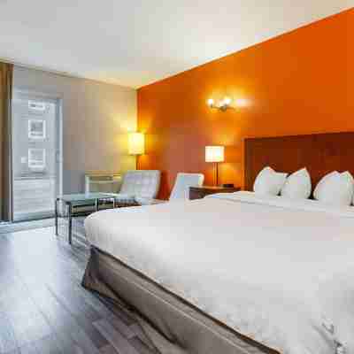 Clarion Pointe Quebec Airport Rooms