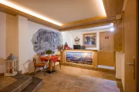 Gasthof Pension Brixnerwirt Hotel dekat Bergbahn hochbrixen