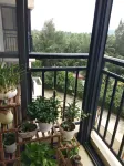 Xintaidielianhai Scenic Apartment (Baijin Road)