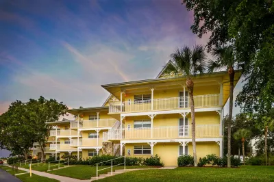 Hilton Vacation Club Charter Club Naples Bay