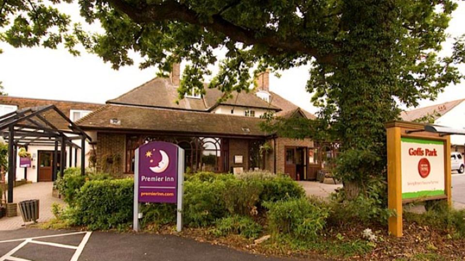 Premier Inn Gatwick Crawley (Goff's Park)