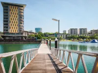 Mom Darwin Hotels in Darwin