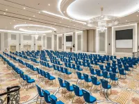 Radisson Blu Hotel, Jeddah Plaza Hotels near Salam Mall