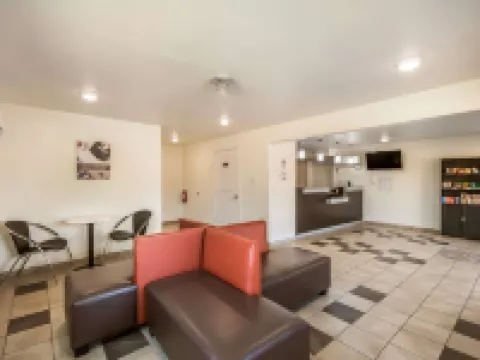 Studio 6 Huntsville, TX Hotels in Walker County