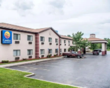 Comfort Inn & Suites Hamburg - Buffalo South
