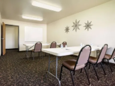 Travelodge by Wyndham Bill WY Thunder Basin Ntl Grassland Hotels in Converse County