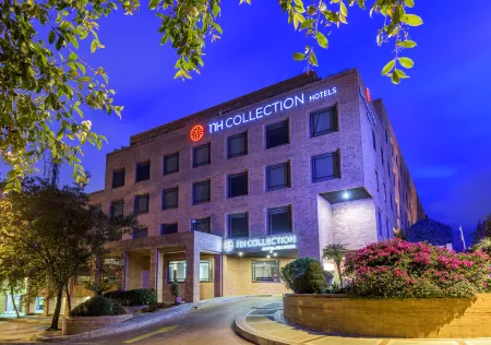 NH Collection Bogotá Hacienda Royal Отели рядом с достопримечательностью «Carrera 7»