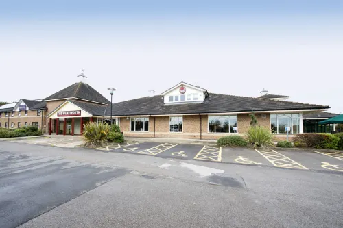 Premier Inn Sheffield/Barnsley (M1 Jct36)