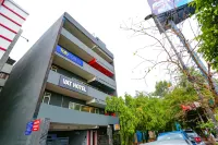 FabHotel Blusky Hotels near DDA Public Park