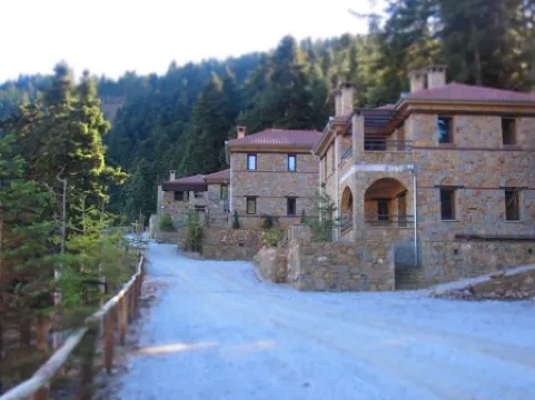 蒙塔內莫工藝鄉村公寓