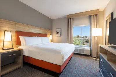 Candlewood Suites Mcpherson