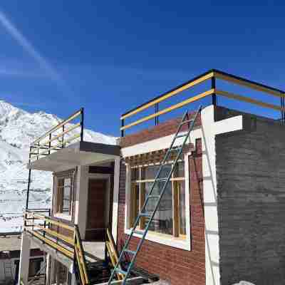 Juniper Home Kaza by Mountain Bee Hotel Exterior