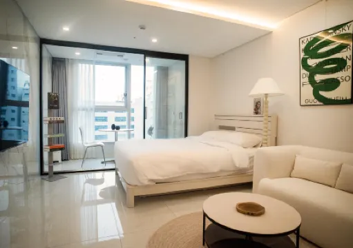 UH FLAT 瑞草酒店