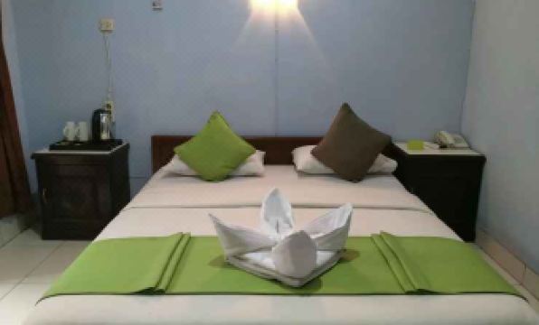 Hotel Adis Syariah - Housity