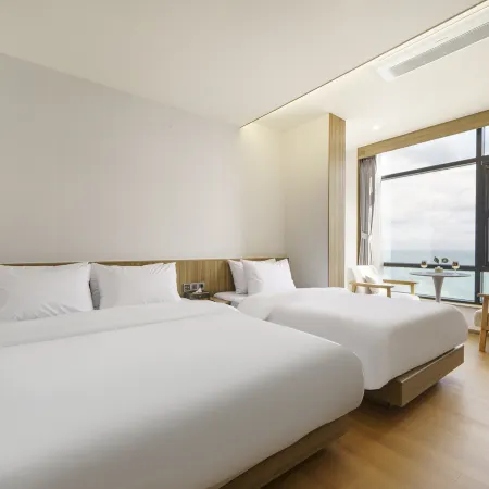 Ulsan Jeonjadong the Van Hotel Отели рядом с достопримечательностью «Каменная балка Юпо»