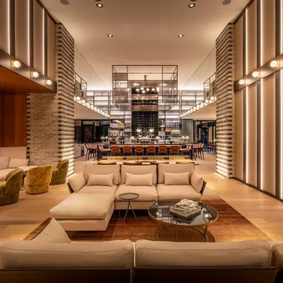 Munich Marriott Hotel City West โรงแรมใกล้สถานีรถไฟใต้ดินเวสต์เทินสทราสเซอ