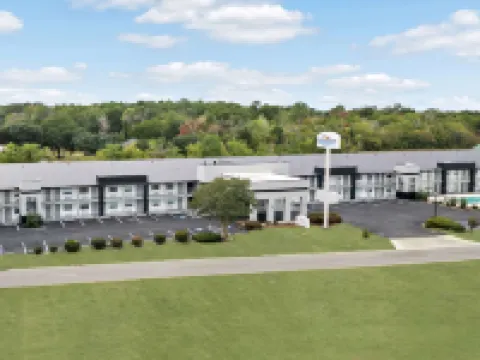 Baymont by Wyndham Beaumont Hotels in Beaumont