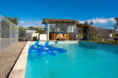 Spanish Lady Motel Отели в г. Нейпир