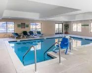 Comfort Inn Near Quantico Main Gate North - Pool