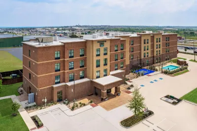 聖馬科斯Homewood Suites by Hilton Converse Store附近的飯店