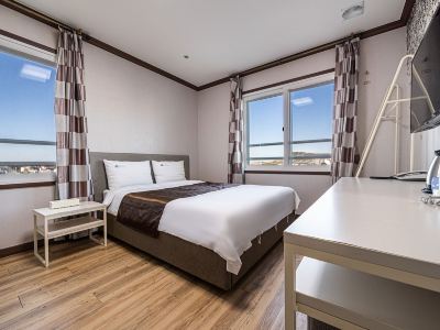 Seongsan Aqua Beach Hotel