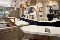 Embassy Suites by Hilton Orlando North - bar