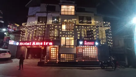 Hotel Amaira Отели рядом с достопримечательностью «Гум Монастери»