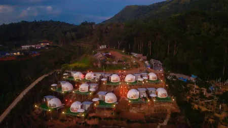 Ruktai homestay Отели рядом с достопримечательностью «Pang Ung»