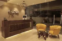 The Sands @ 2 Min Drive to Isbt Hotels in Dehra Dun