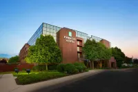 Embassy Suites by Hilton Detroit Livonia Novi