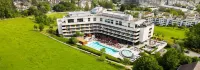 Five Zurich - Luxury City Resort - Swimmingpools