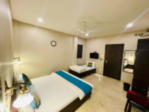 Hotel Aiwan-e-Shahi Hotels near Lahori Gate
