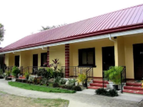 S & R Bed and Breakfast Hotéis em Calbayog