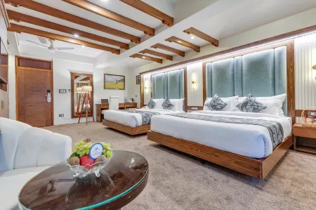 Hotel Royal Heritage Отели в г. Шринагар