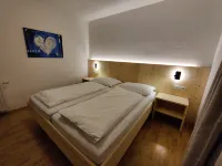Beautiful Residence Klementhof with Garden and a Seasonal Outdoor Pool - con vistas a la montaña