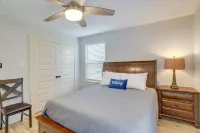 Dog-Friendly Home in the Woodlands w/ Fenced Yard!