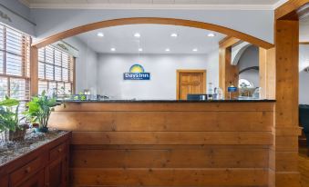 Days Inn by Wyndham Kill Devil Hills Oceanfront - Wilbur