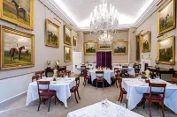 Cbh Jockey Club Rooms Hotels in Moulton