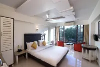 Kohinoor Highway Resort Hotels in Ladghar