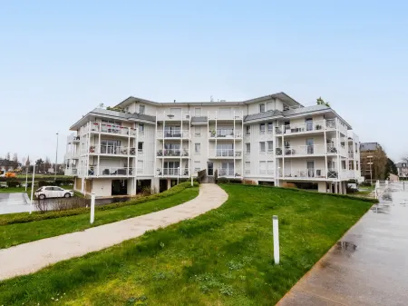 Les Cavaliers Отели рядом с достопримечательностью «Méridien De l'Amour»