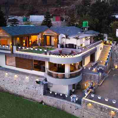 amã Stays & Trails Whispering Pines, Bhimtal Hotel Exterior