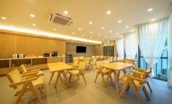 Gyeongju Brown Dot Gyeongju Bomun Branch