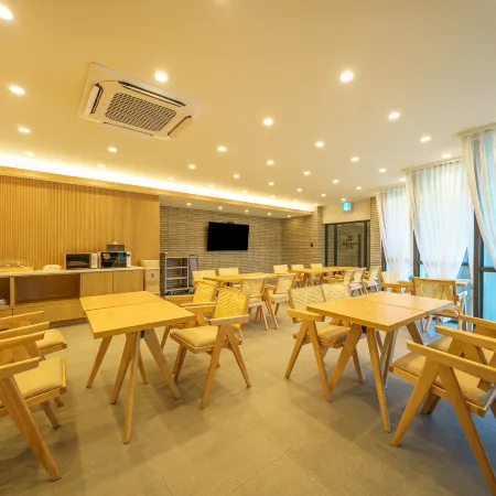 Gyeongju Brown Dot Gyeongju Bomun Branch Отели рядом с достопримечательностью «Парк аттракционов Gyeongju World»