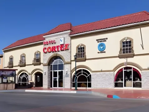 บาฮาอินน์โฮเทลเอ็นเซนาดา