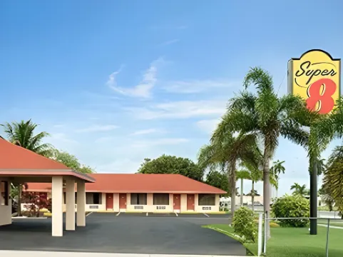 Super 8 by Wyndham, Florida City/Homestead/Everglades