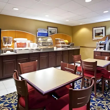 Holiday Inn Express & Suites SUNBURY-COLUMBUS AREA by IHG