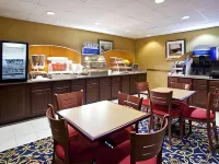 Holiday Inn Express & Suites Sunbury-Columbus Area